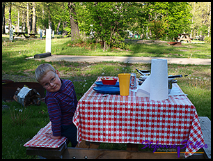 Das erste Essen im Freien