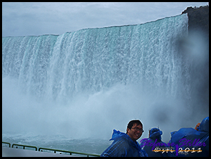 Kanadische Falls vom Boot aus