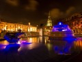 Trafalgar Square bei Nacht