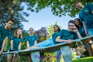 JRK Gruppenfoto mit Trage von unten