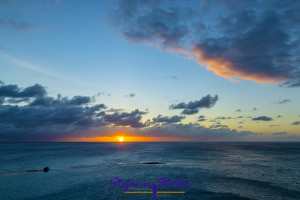 Sonnenuntergang vor Aruba