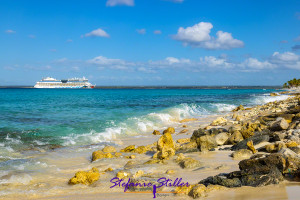 Schiff vor Isla Catalina