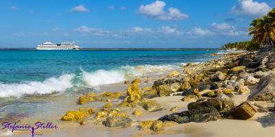 Schiff vor Isla Catalina