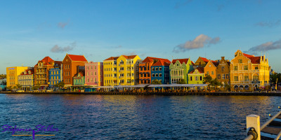 Willemstad während blauer Stunde