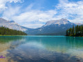 Panorama Emerald Lake